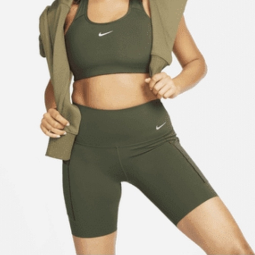 Women's Nike 8-in. High-Waisted Pocketed Biker Shorts